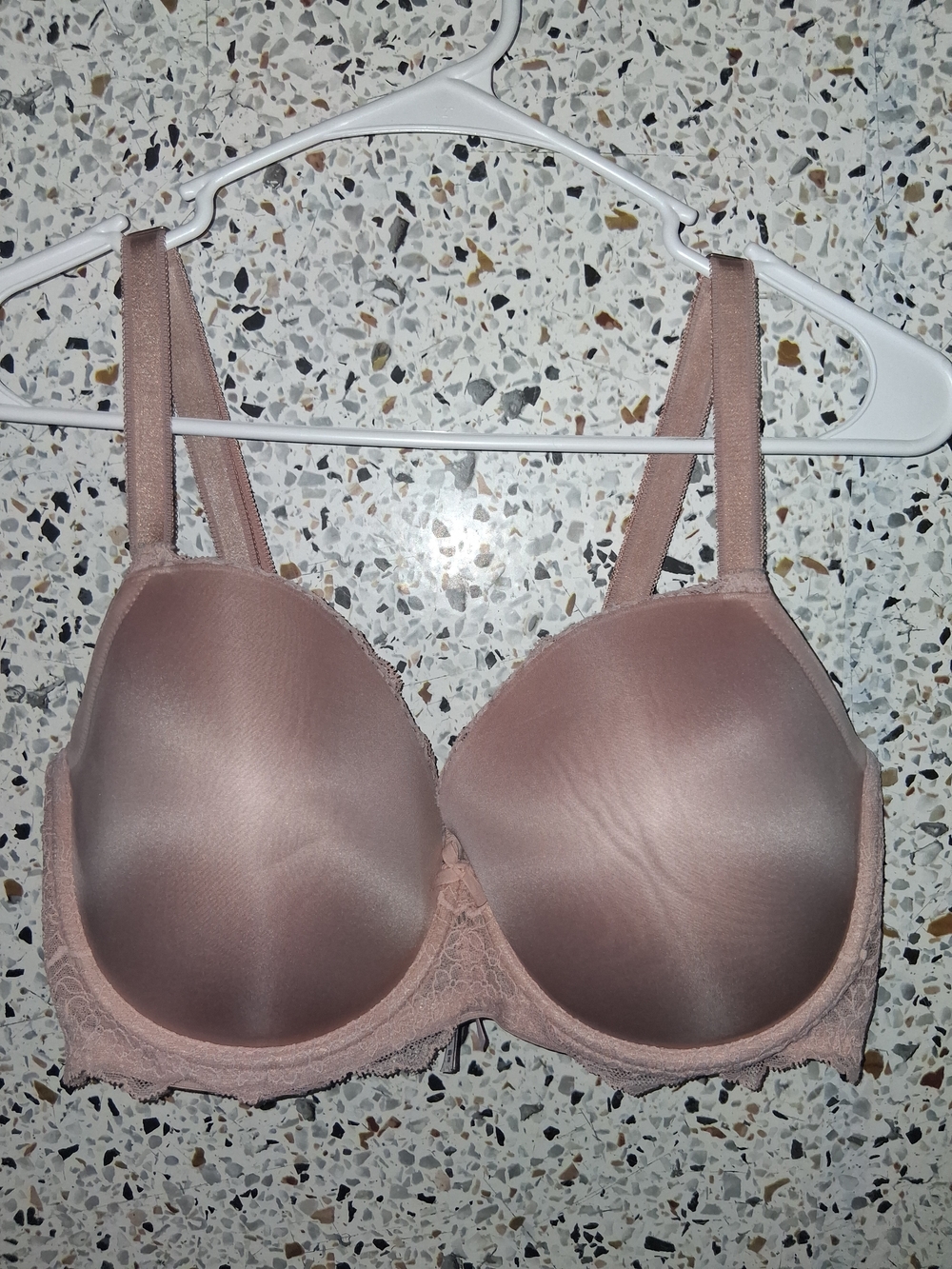 Victoria's Secret Molded Lace-Trim Bra in Mauve